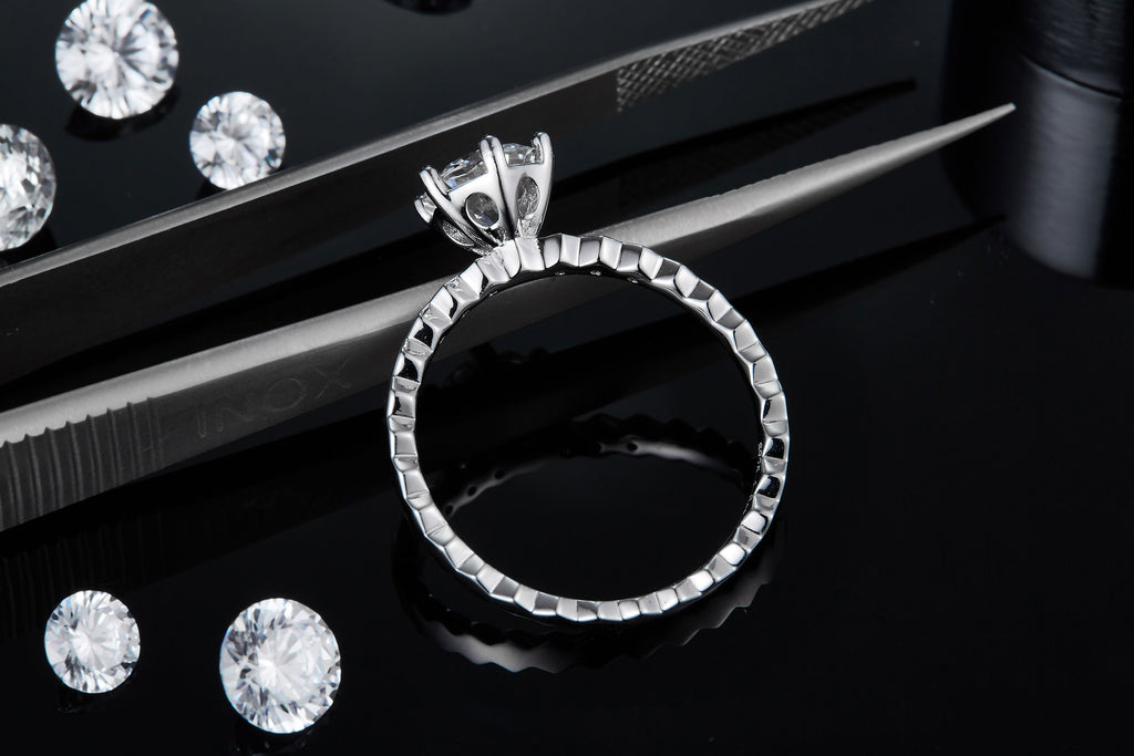 1-carat Luxury And Fashionable Light Luxury Jewelry Silver Ring Set With Top-quality Moissanite, S925 Silver Plated Platinum