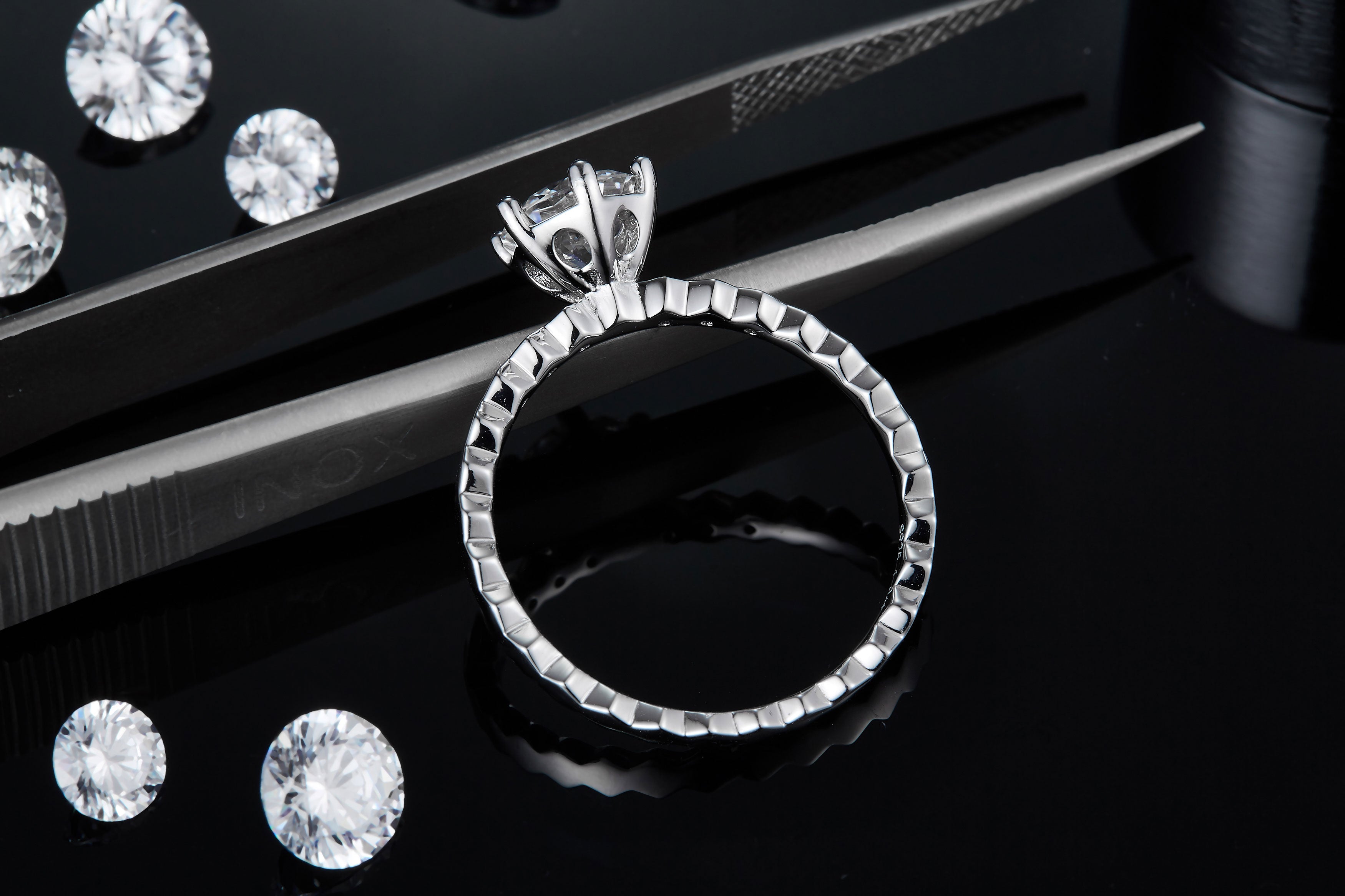 1-carat Luxury And Fashionable Light Luxury Jewelry Silver Ring Set With Top-quality Moissanite, S925 Silver Plated Platinum