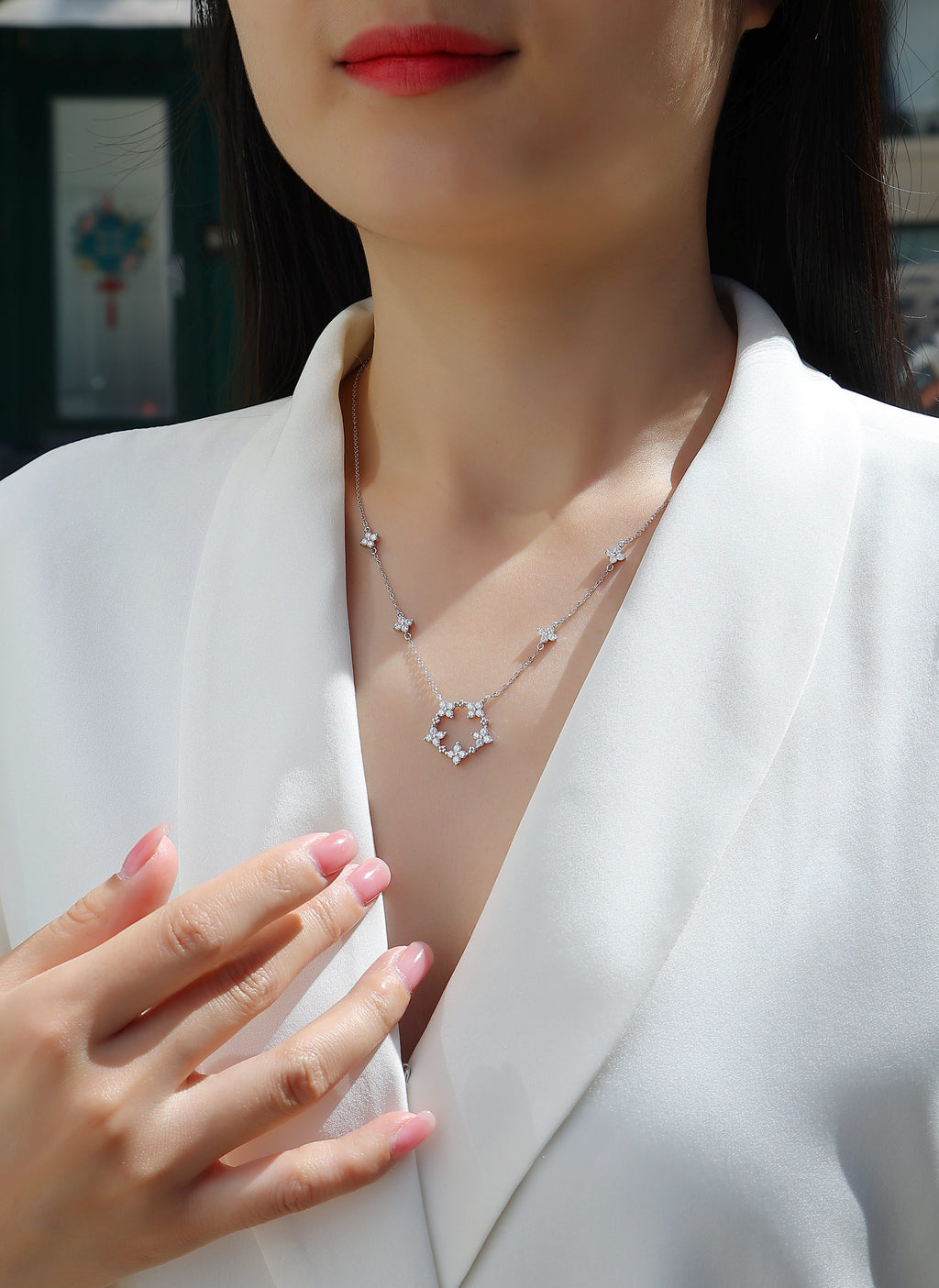 Iris - A Fashionable And Light Luxury Jewelry Pendant Necklace Set With Top-quality Moissanite, S925 Silver Plated Platinum
