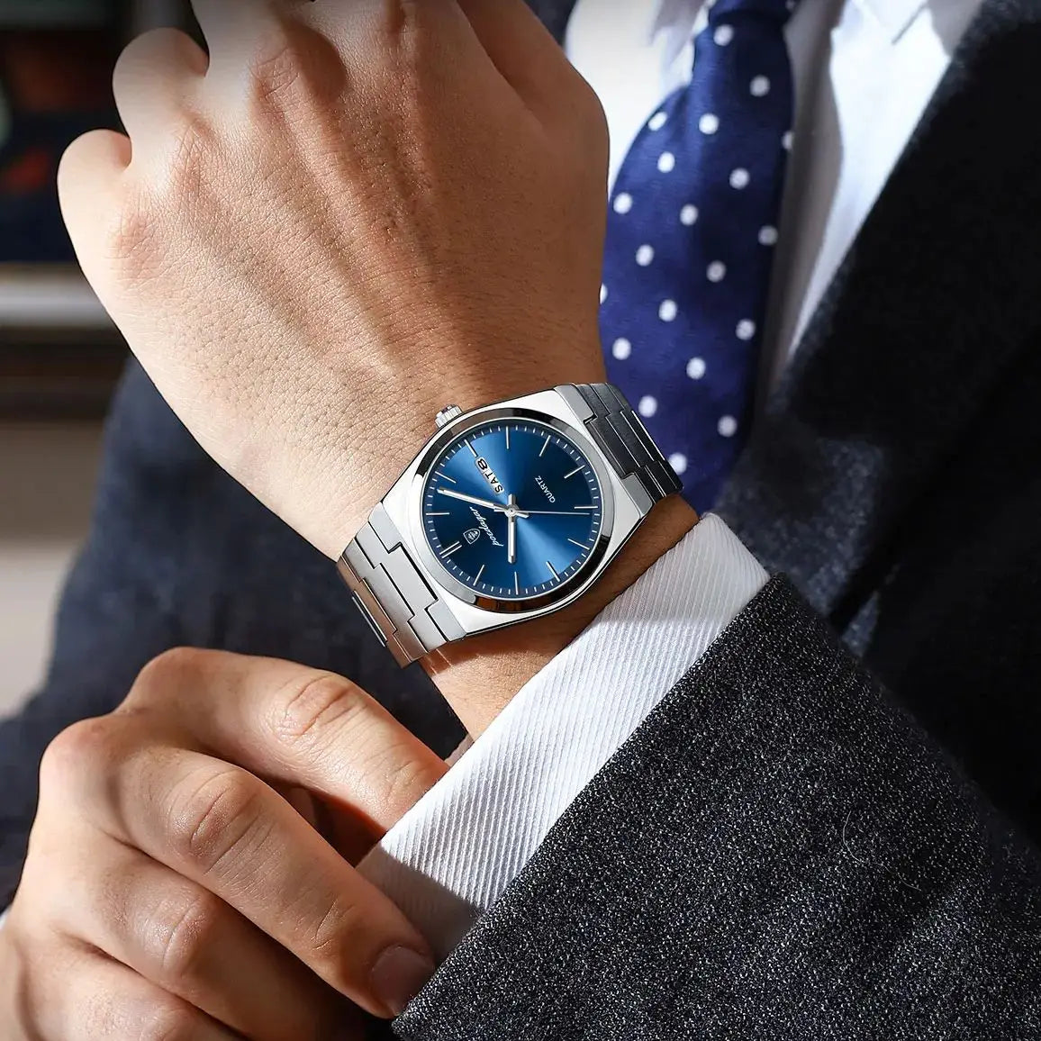 POEDAGAR Luxury Men's Watches Waterproof Luminous Date Week Simple Male Clock Stainless Steel Fashion Quartz Watch For Man Reloj