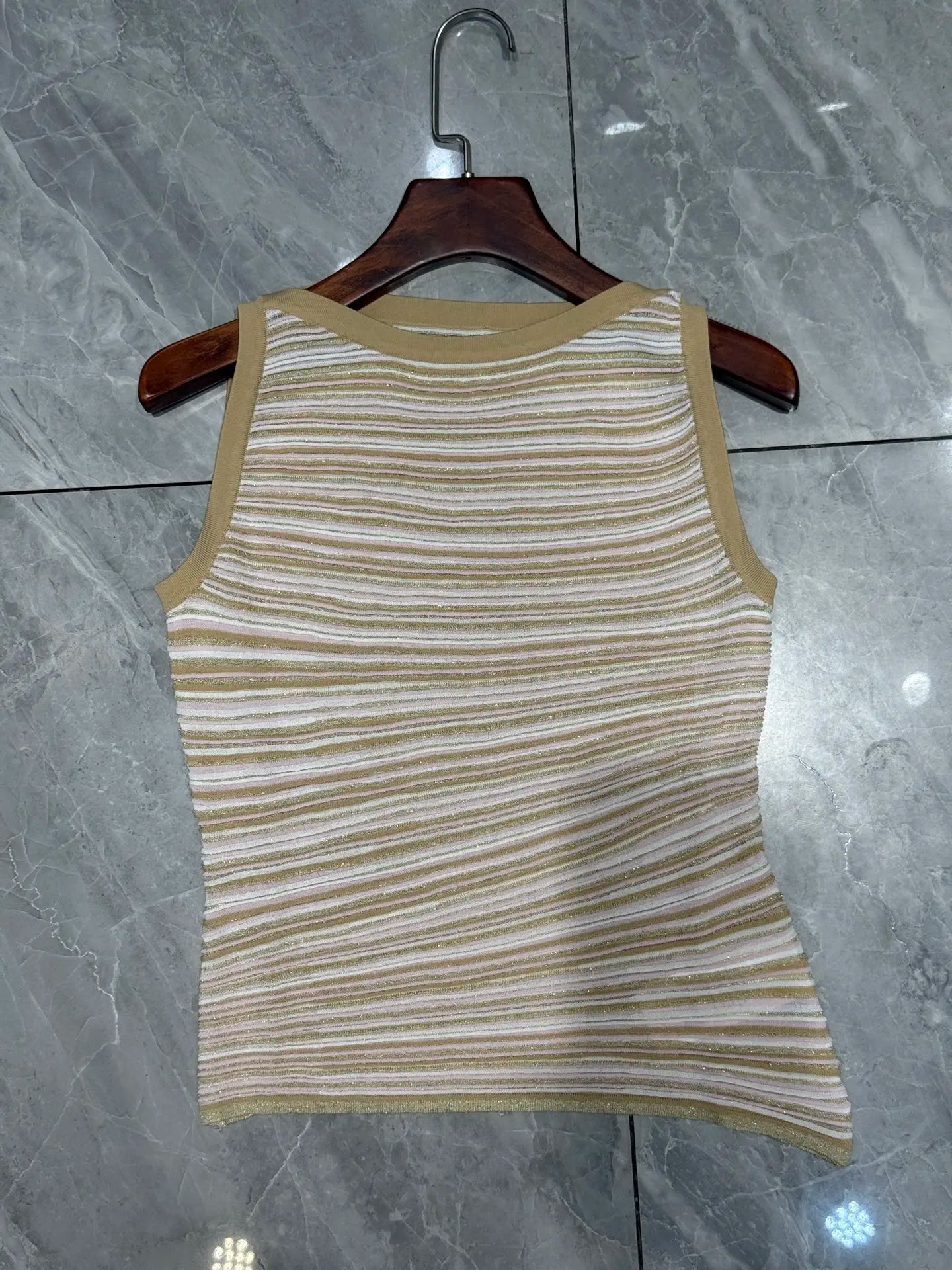 Women Metallic Stripes Sequined Sleeveless Irregular Top + Zigzag Striped Long Skirt Set