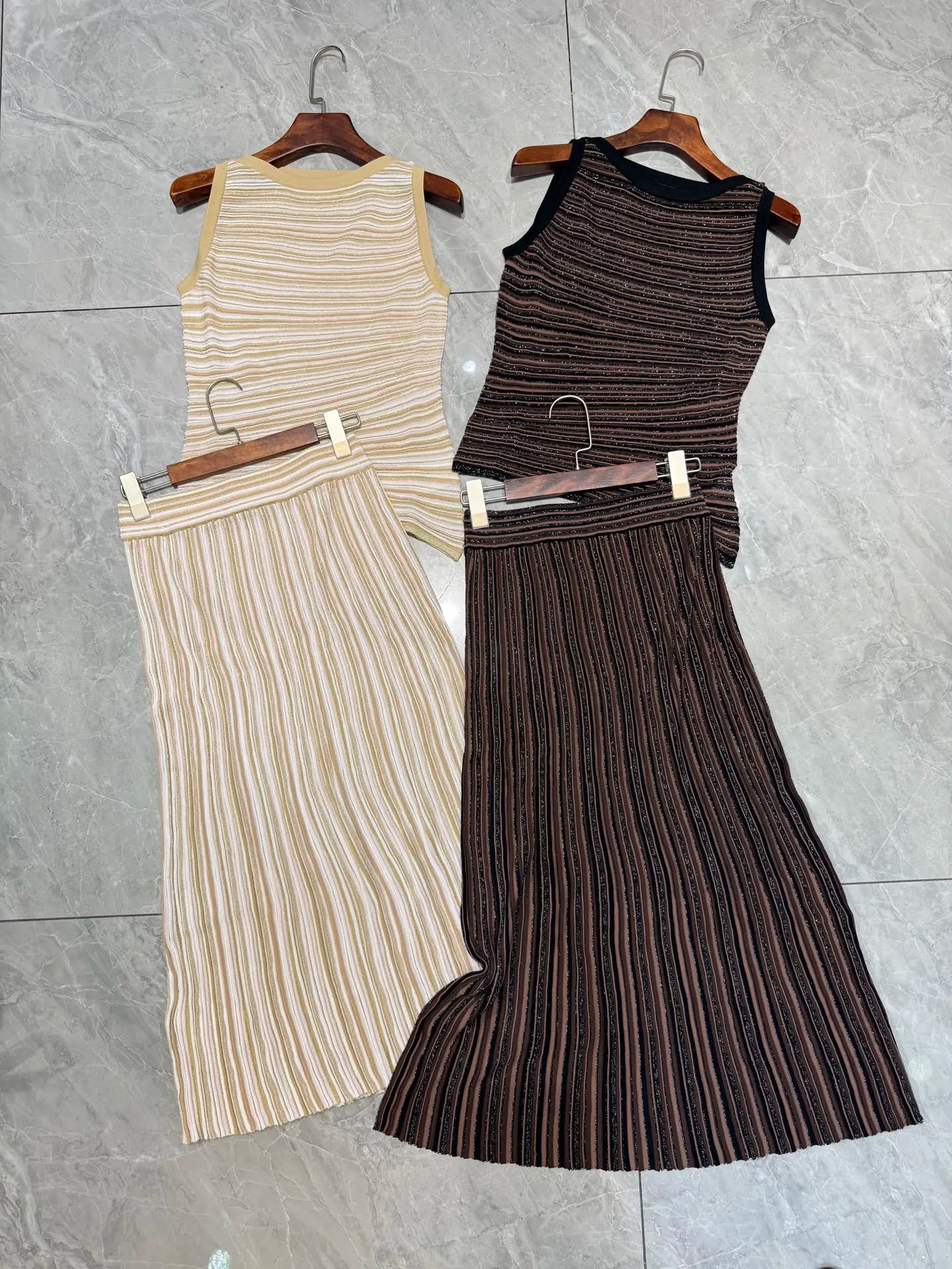 Women Metallic Stripes Sequined Sleeveless Irregular Top + Zigzag Striped Long Skirt Set