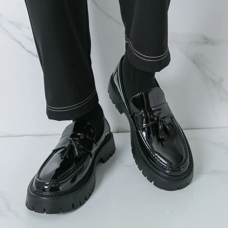 High-end luxury leather shoes for men British height-increasing thick-soled trendy shiny surface casual loafers on one foot