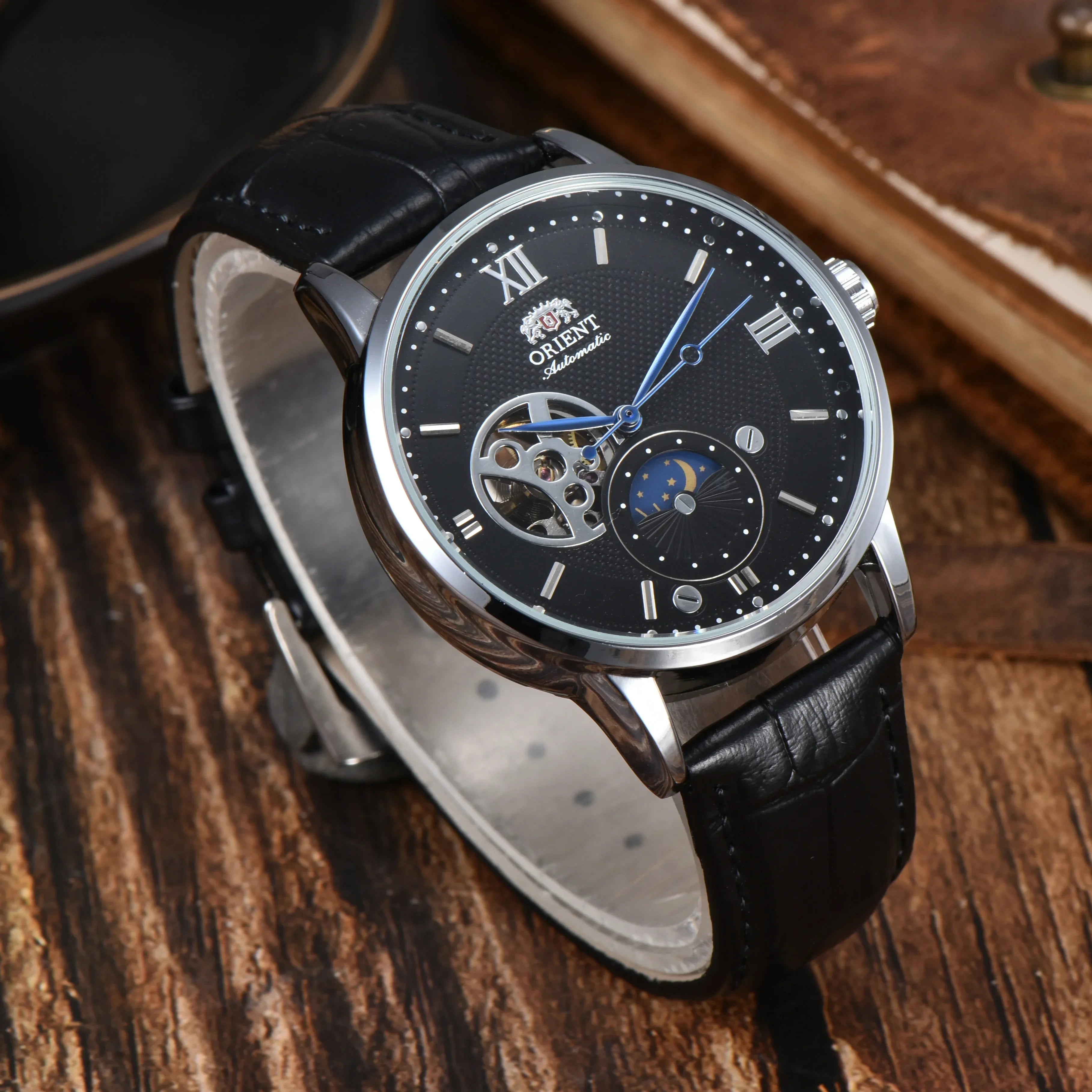 9898 Store Orient Series Sports Mechanical Automatic Unisex Watch Sun, Moon, and Stars World Time Full Function
