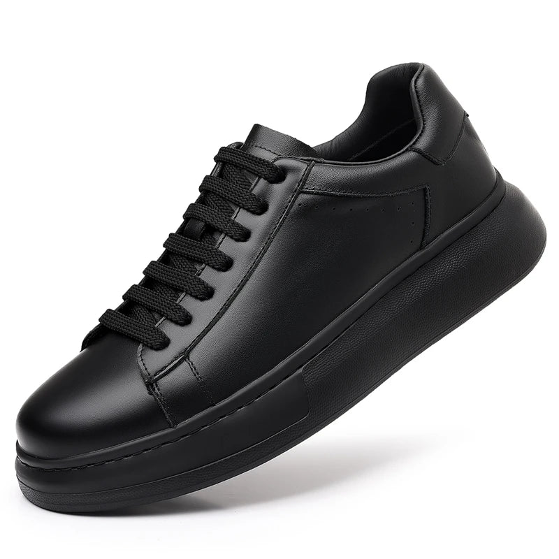 Genuine leather men's board shoes New Comfort Brand Styles Black and white Thick soled comfortable shoes Luxury hot selling