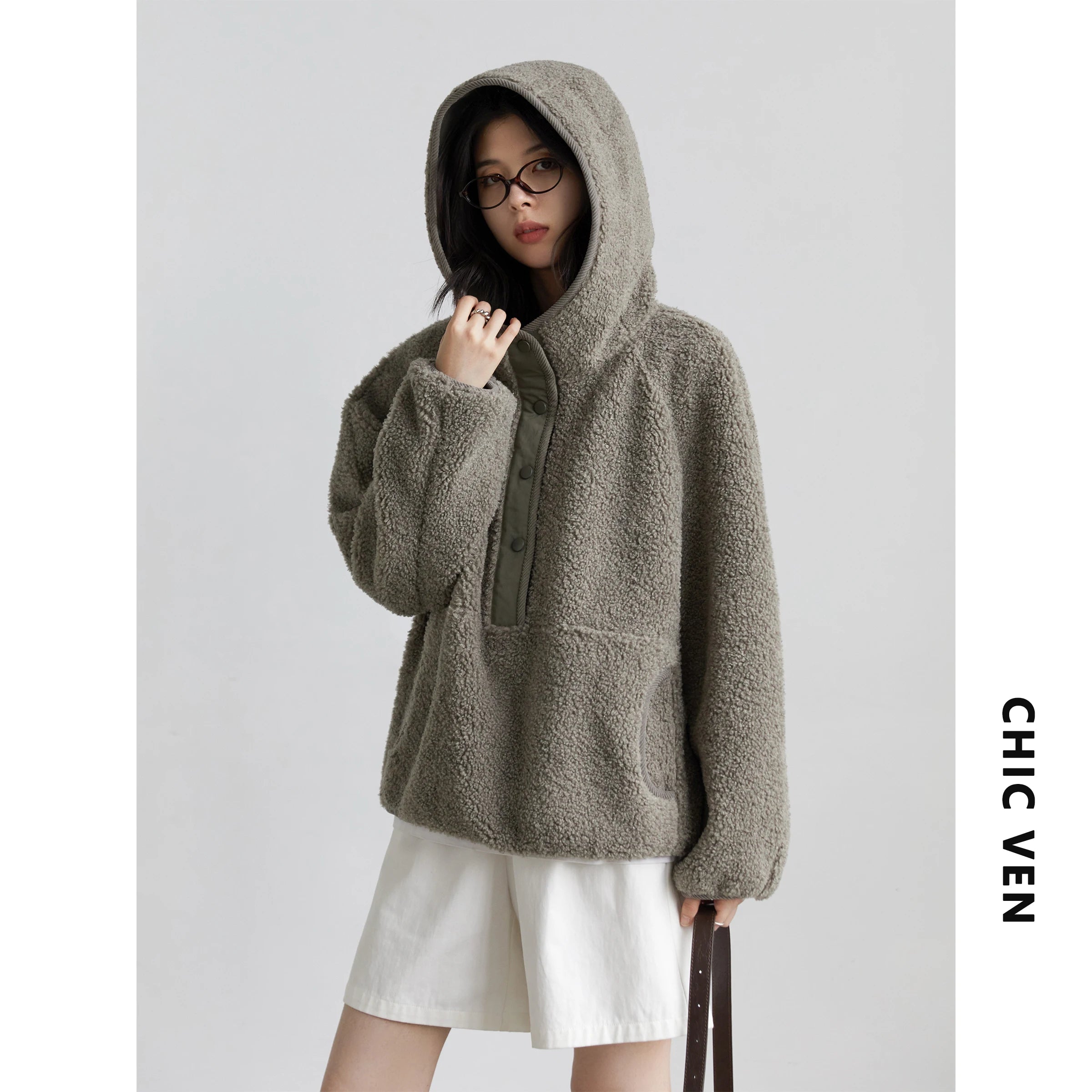 CHIC VEN Women Jackets Solid Loose Casual Split Hooded Short Coat Granular Fleece Warm Female Top Outerwear Autumn Winter 2025