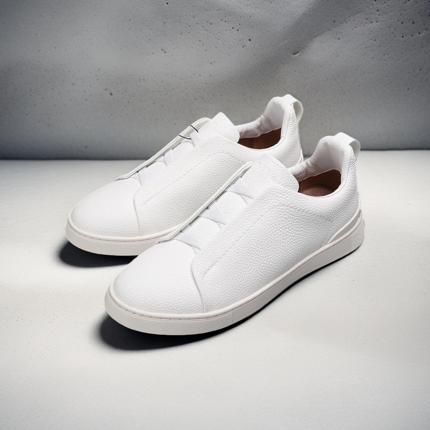 Luxury Brand Men's Shoes Handmade Casual Sneakers Business Slip-on Shoes Anti-slip Breathable Sports Shoes Loafers Holiday Gifts