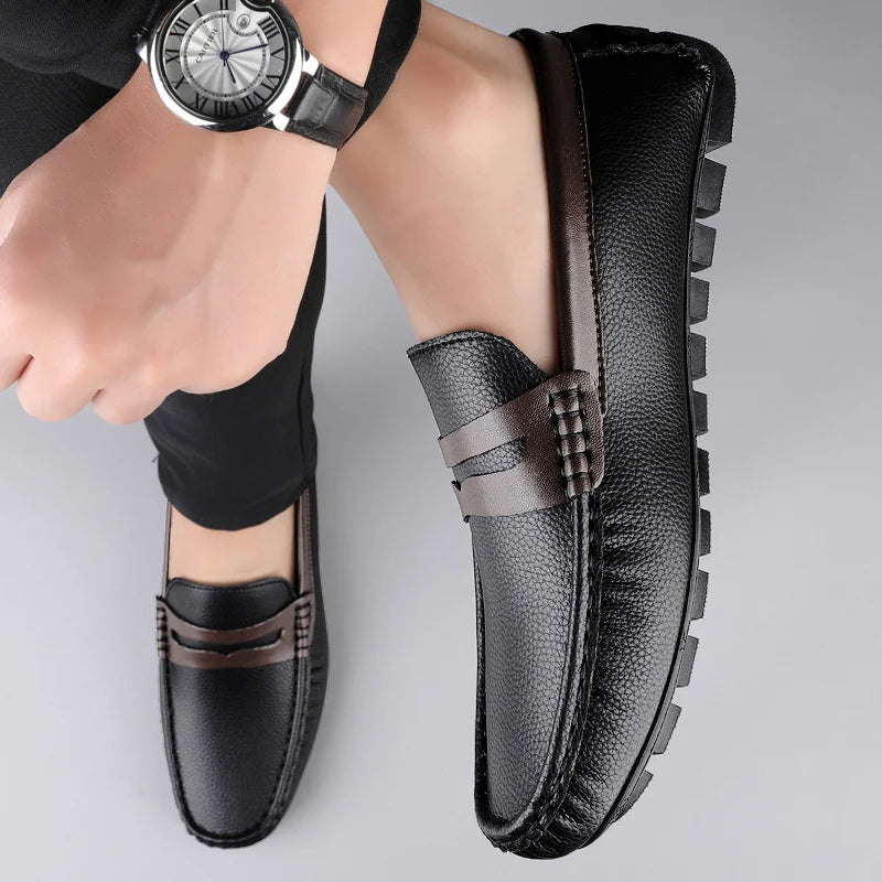 Spring New Men's Comfortable Round Head Soft Bottom Bean Shoes Fashion Brand Men's Legged Breathable Leather Casual Loafers