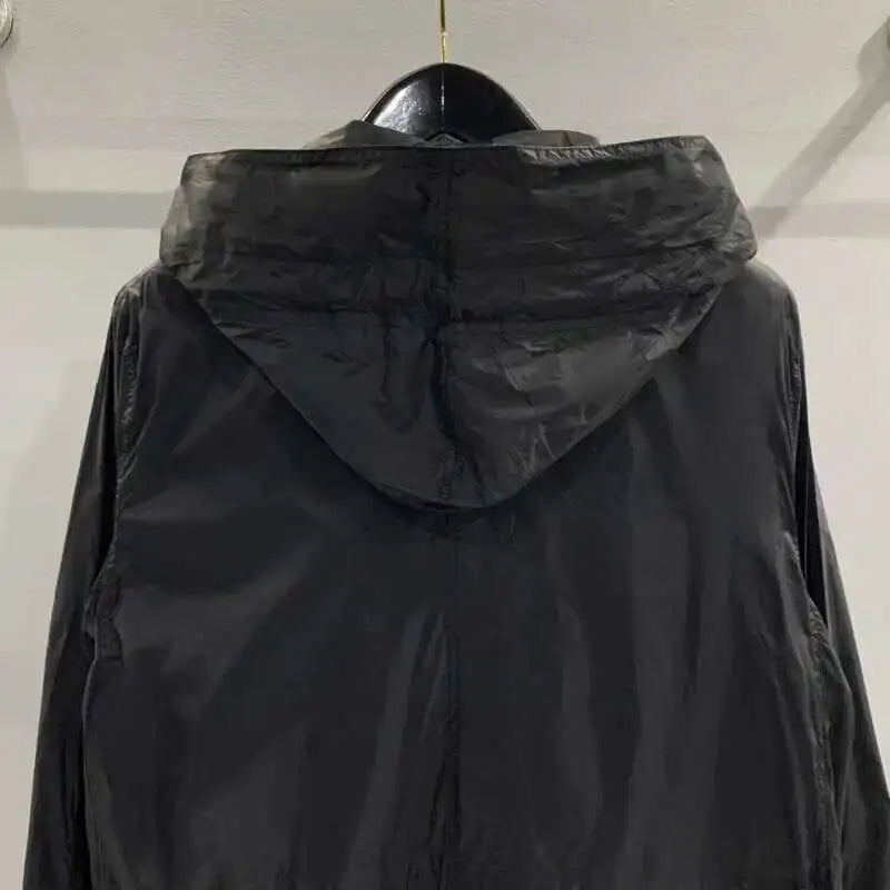 HKSH Spring Summer Men's Tide Dark Trench Hooded Windbreaker Casual Thin Zipper Loose Side Sewn Pockets Solid Color Coats HK2043
