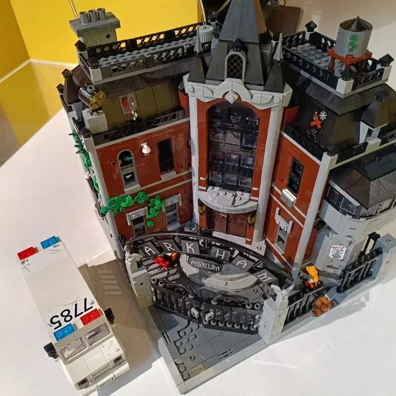 2026 NEW 76300 Arkham Asylum building model, suitable as a birthday gift, collection item or decorative piece for adults.