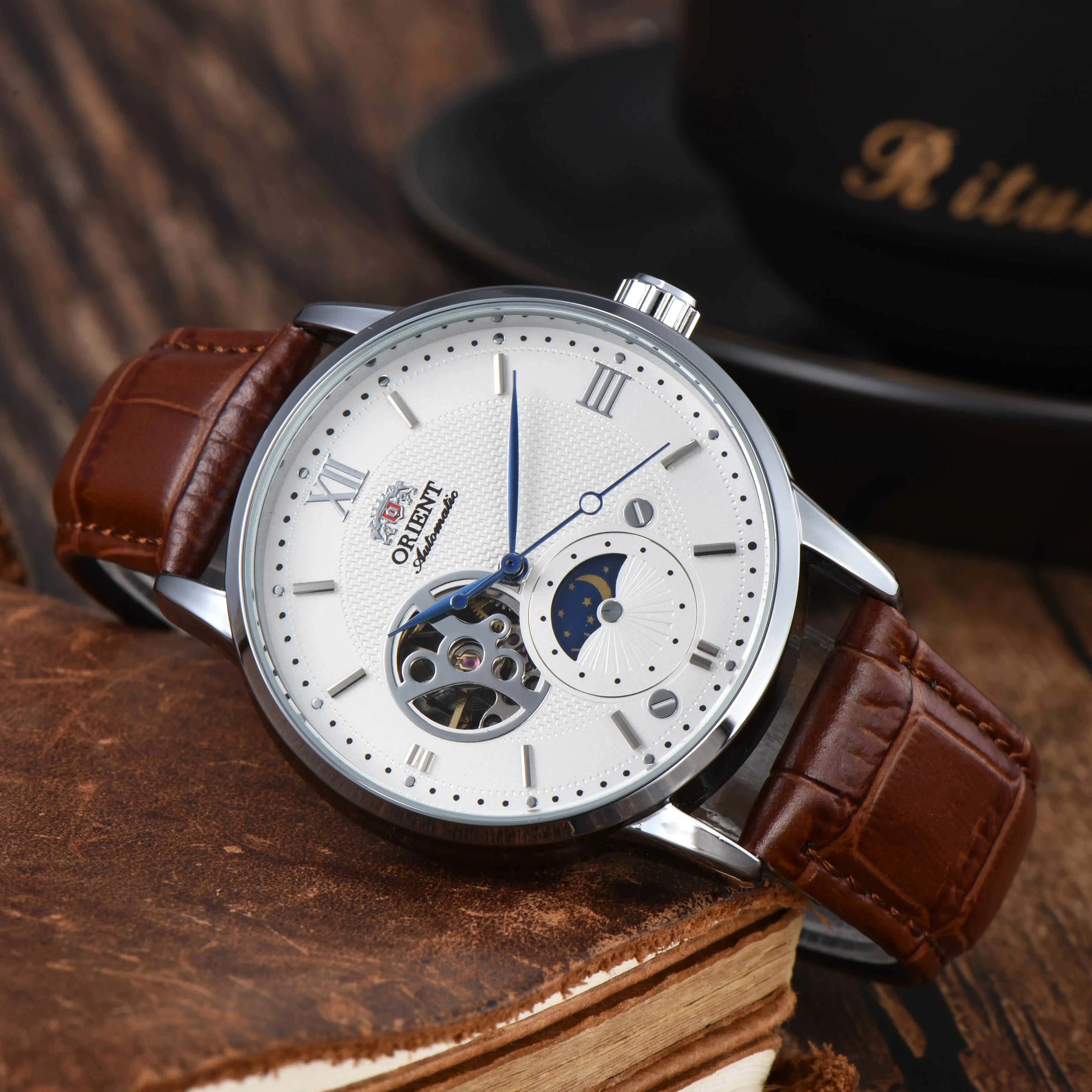 9898 Store Orient Series Sports Mechanical Automatic Unisex Watch Sun, Moon, and Stars World Time Full Function