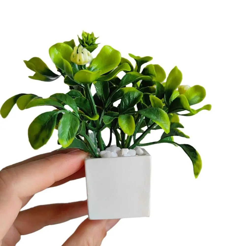 1PC Dollhouse Potted Plant 1:6 Scale Lifelike Mini Flower Pot Home Decoration Micro Landscape Miniature Green Leaves Bonsai