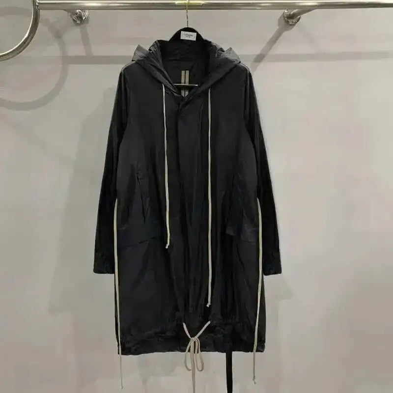 HKSH Spring Summer Men's Tide Dark Trench Hooded Windbreaker Casual Thin Zipper Loose Side Sewn Pockets Solid Color Coats HK2043