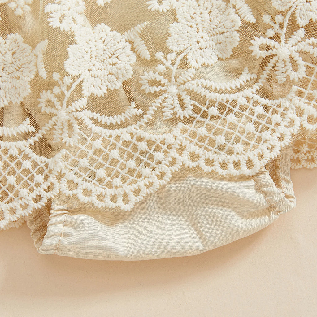 Fashion Spring Newborn Baby Girls Summer Romper Dress Sleeveless Strawberry Embroidery Lace Tulle Patchwork Romper Jumpsuit