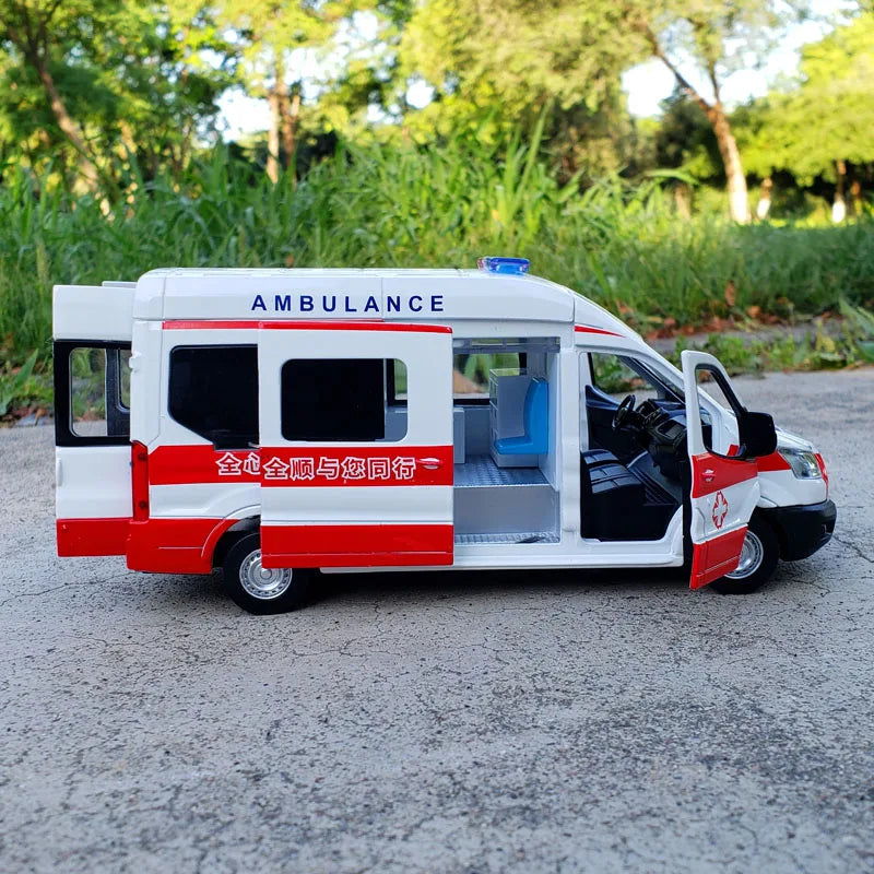 1:34 FORD Transit Alloy Ambulance Vehicles Car Model Diecast Metal Toy Broadcast Car Model Simulation Sound and Light Kids Gifts