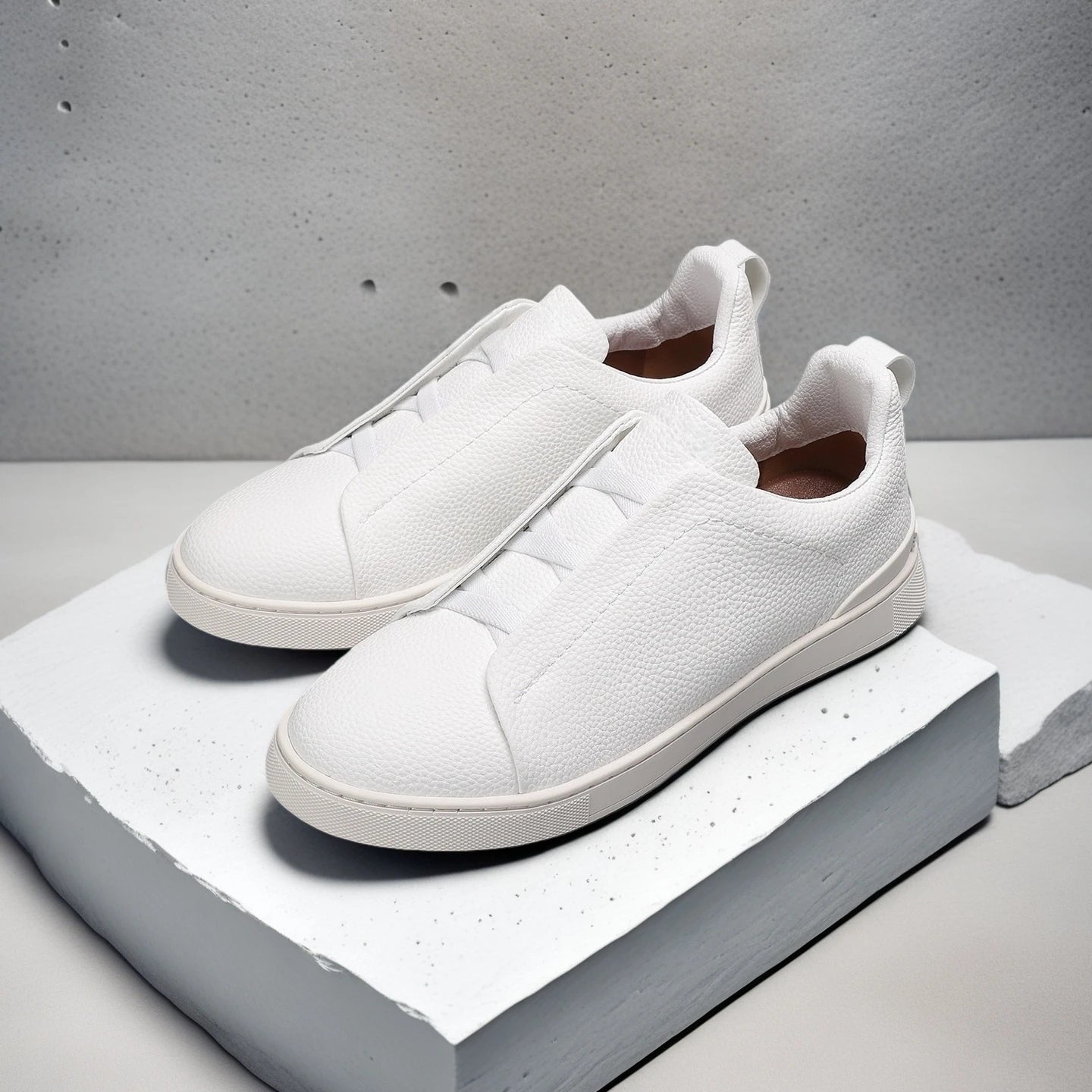 Luxury Brand Men's Shoes Handmade Casual Sneakers Business Slip-on Shoes Anti-slip Breathable Sports Shoes Loafers Holiday Gifts