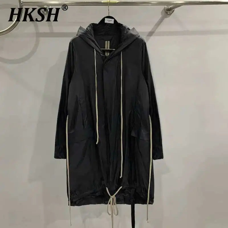 HKSH Spring Summer Men's Tide Dark Trench Hooded Windbreaker Casual Thin Zipper Loose Side Sewn Pockets Solid Color Coats HK2043