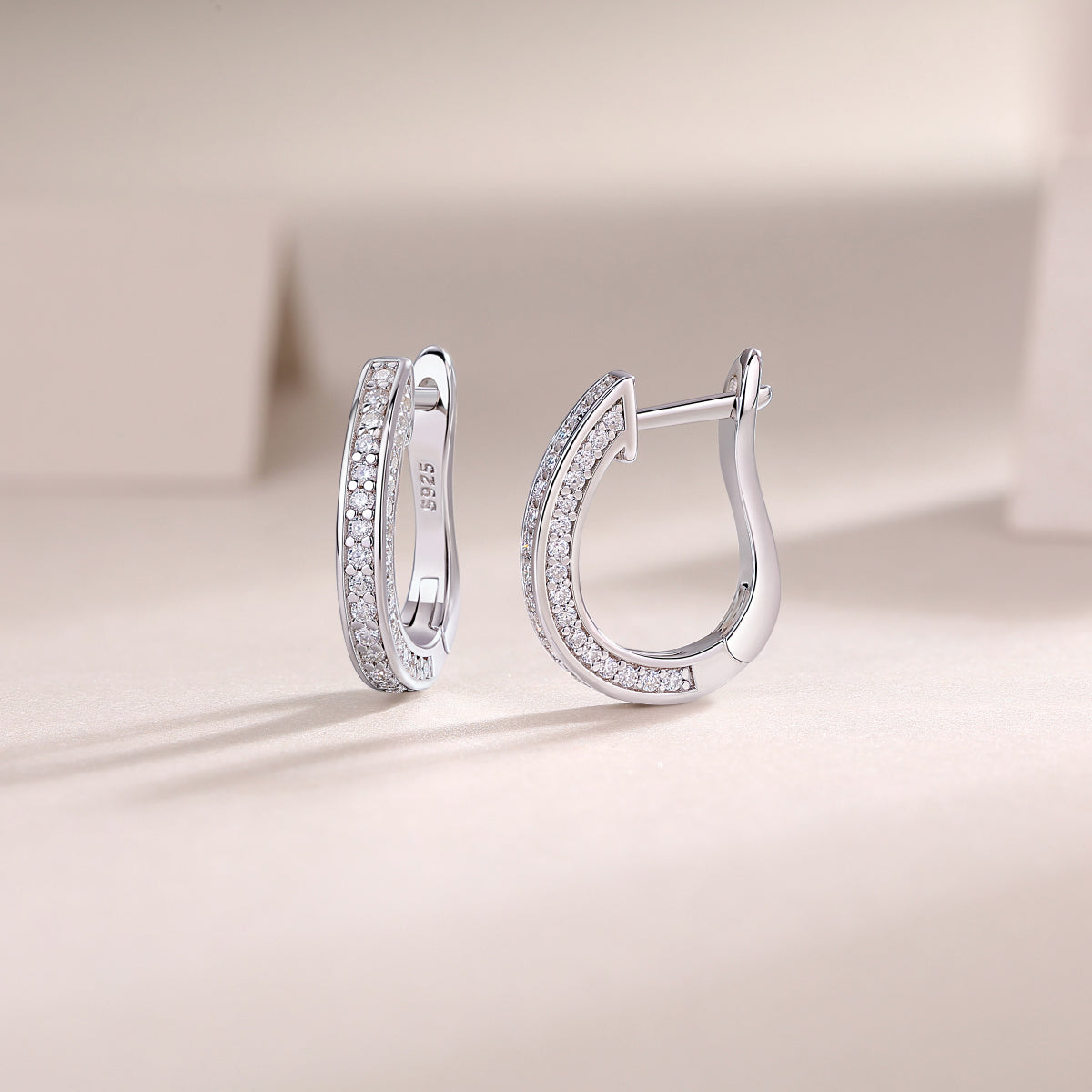 1Highlight - S925 Moissanite Sterling Silver Earrings With Platinum-plated Stud Earrings, Fashionable, Trendy And Affordable Diamond Jewelry Prohibit Tk Sales